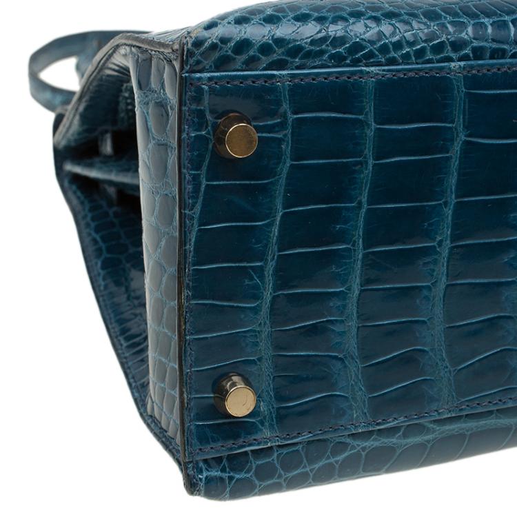 مملوكة مسبقًا Hermes Blue Marine Porosus Crocodile Gold Hardware Kelly Sellier 32 Bag