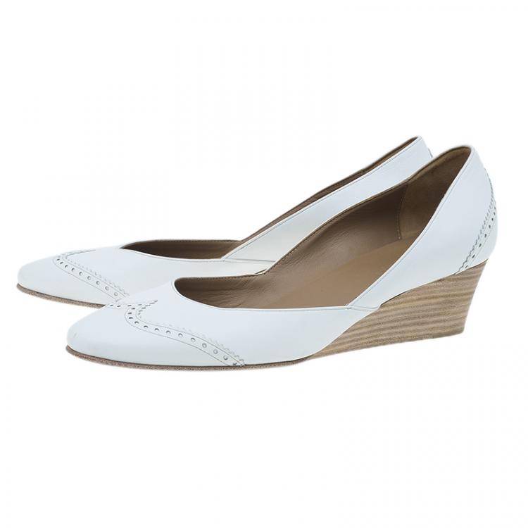 Pre Owned Hermes White Brogue Leather Wedge Pumps Size 39