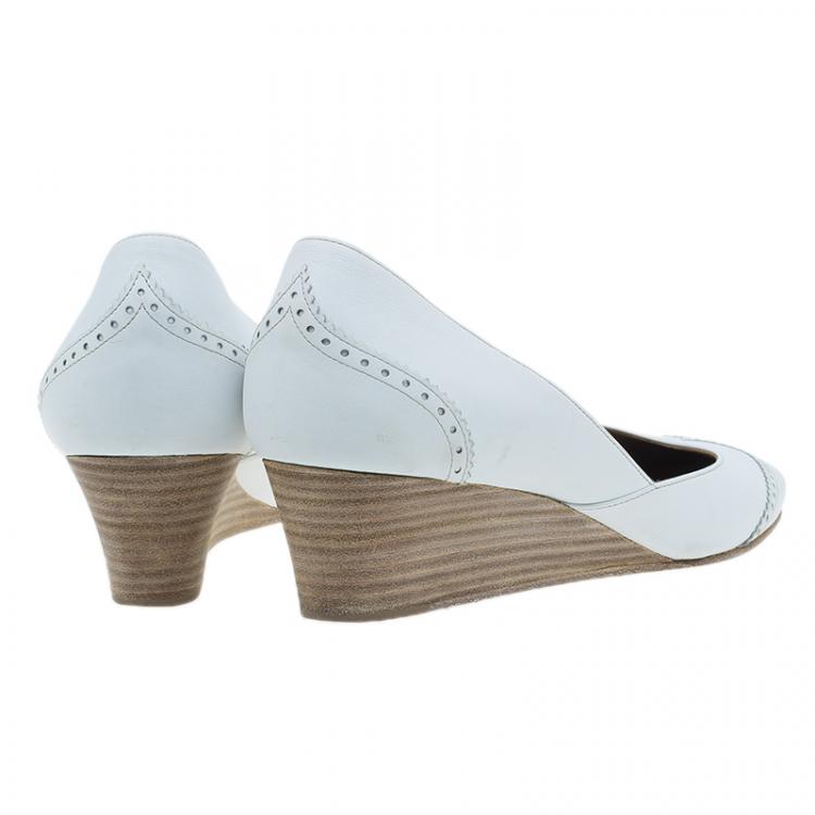 Pre Owned Hermes White Brogue Leather Wedge Pumps Size 39