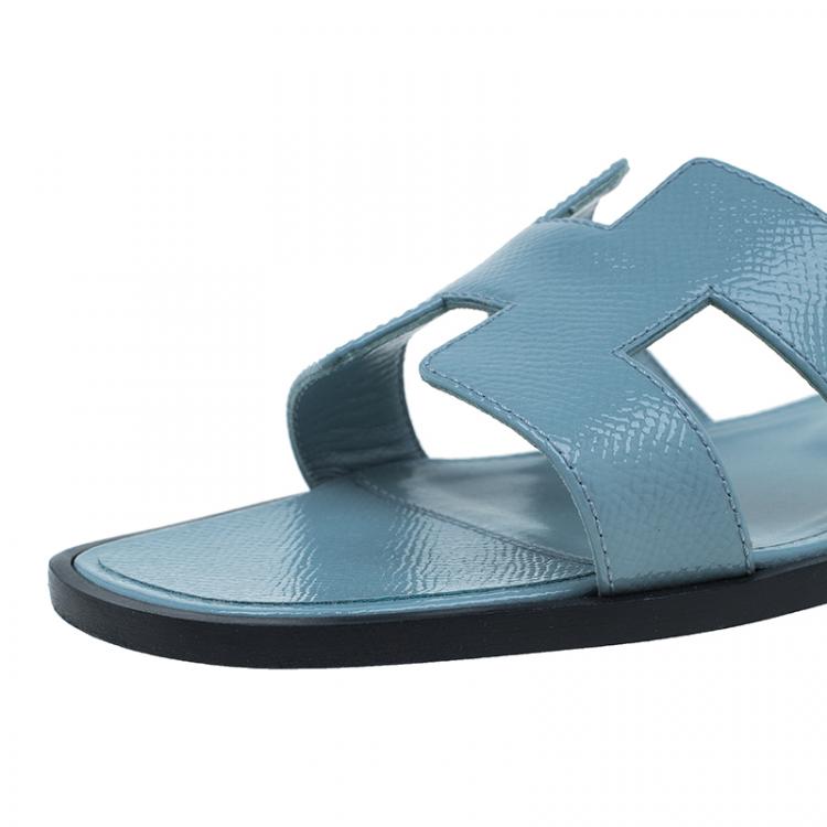 Pre Owned Hermes Light Blue Patent Leather Oran Sandals Size 36.5