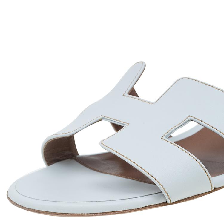 Pre Owned Hermes White Leather Oasis Slides Size 39.5