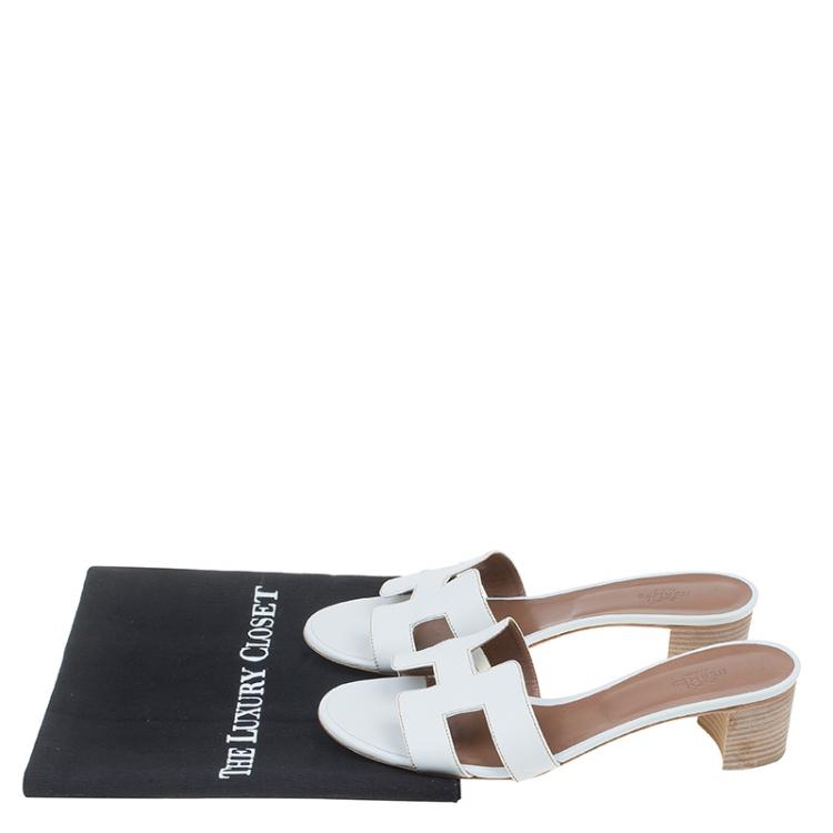 Pre Owned Hermes White Leather Oasis Slides Size 39.5