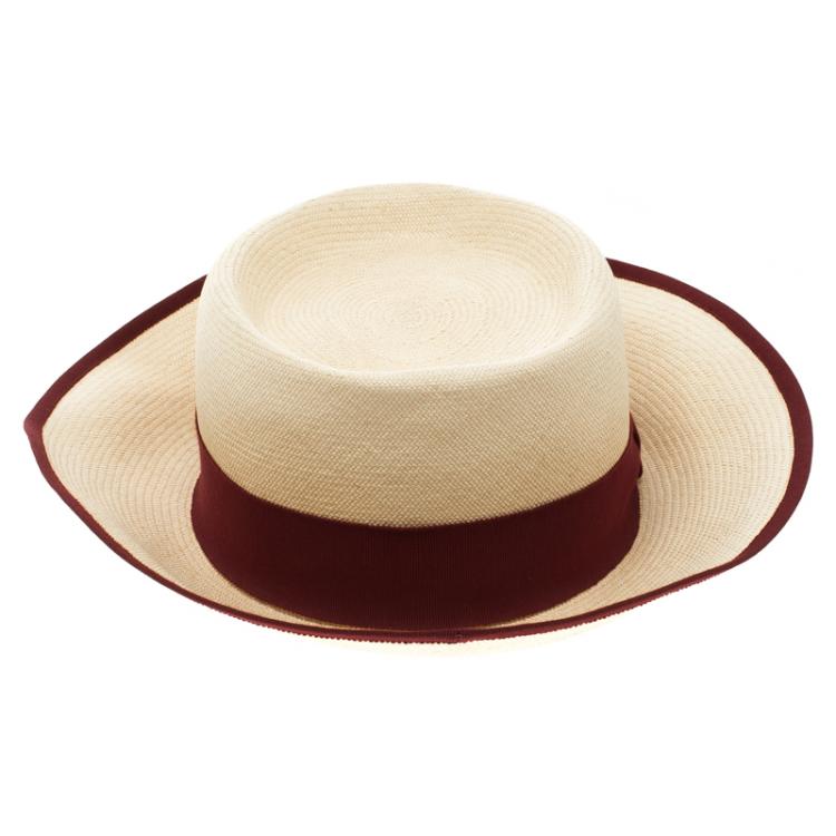 maroon panama hat