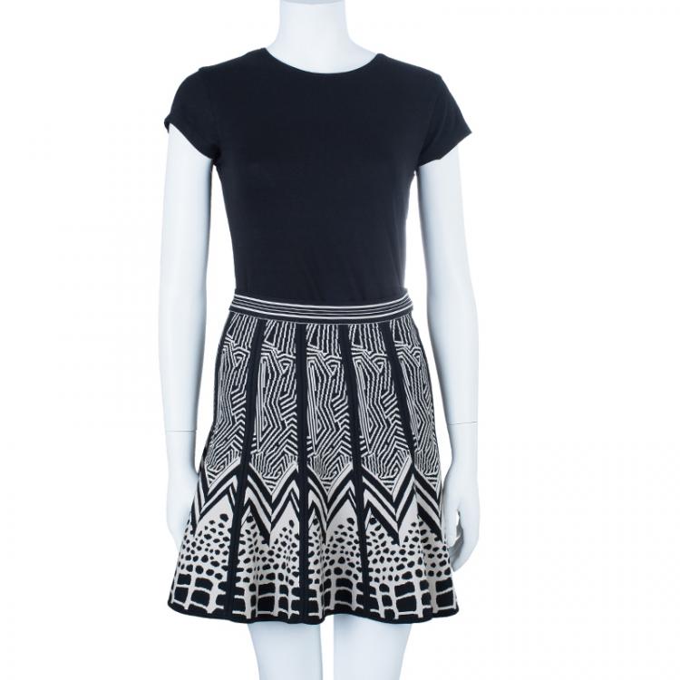 Pre Owned Herve Leger Black and White Bandage Skirt XS
