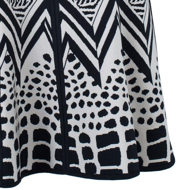 Pre Owned Herve Leger Black and White Bandage Skirt XS