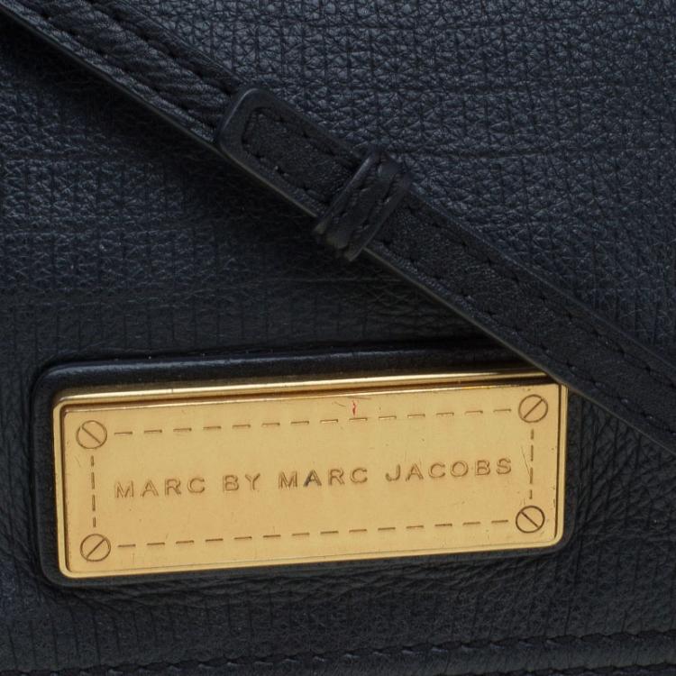 Pre Owned Marc by Marc Jacobs Black Leather Too Hot To Party Foldover Clutch