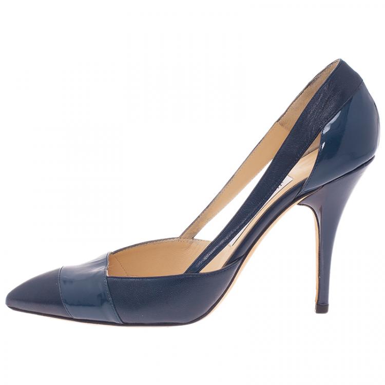 Navy blue round outlet toe pumps