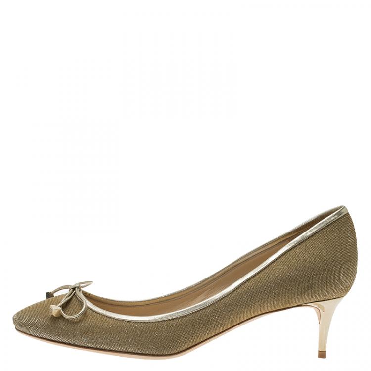 Pre Owned Jimmy Choo Gold Leather and Glitter Fabric River Pumps Size 38 