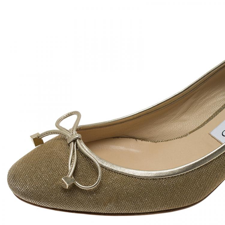 Pre Owned Jimmy Choo Gold Leather and Glitter Fabric River Pumps Size 38 
