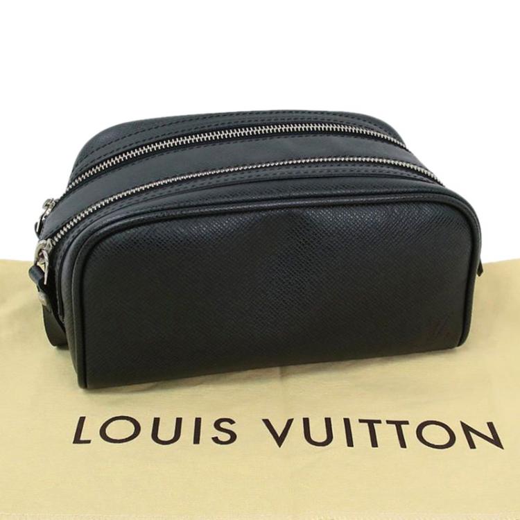 مملوكة مسبقًا Louis Vuitton Ardoise Taiga Leather Trousse Ivan Toiletry Bag
