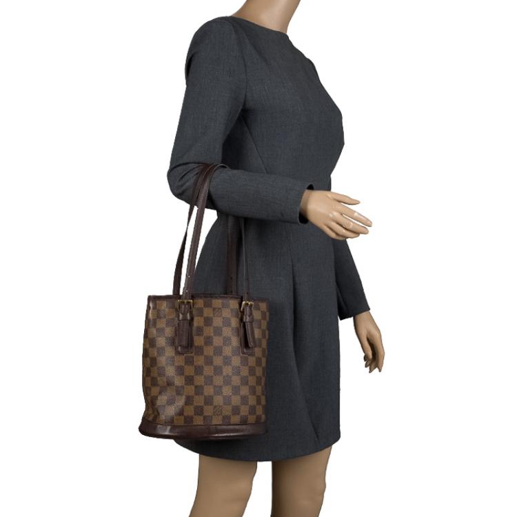 Louis Vuitton Petit Bucket Bag With Pochette