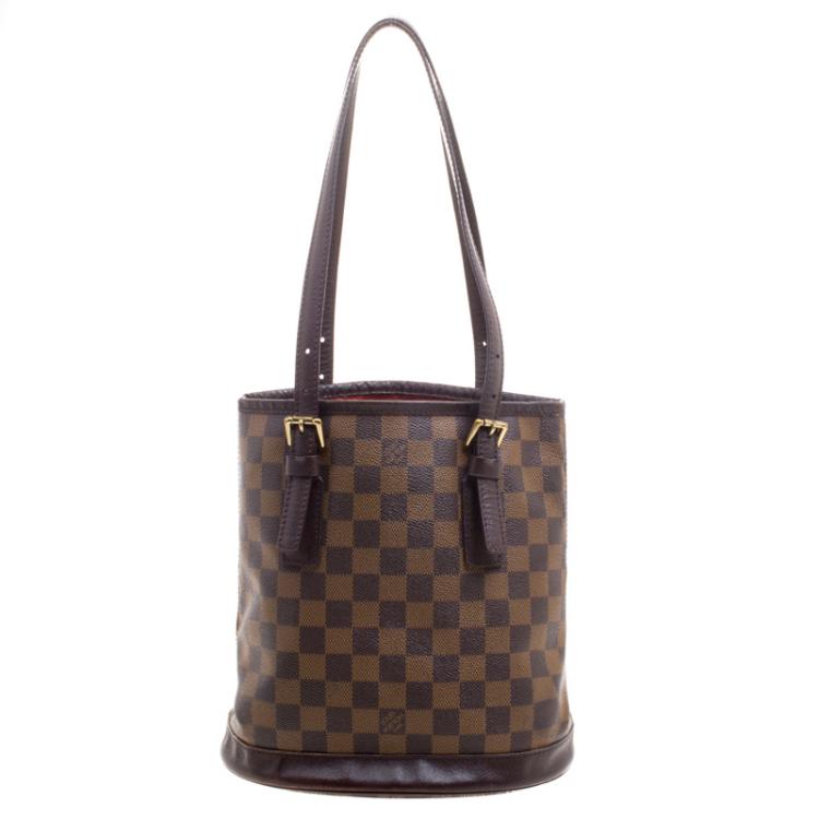 Pre Owned Louis Vuitton Damier Ebene Marais Bucket Bag w/ Accessory Pochette