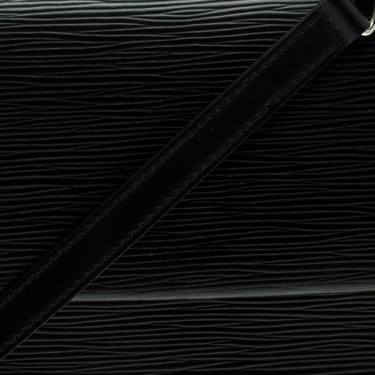 Pre Owned Louis Vuitton Black Epi Leather Cluny MM Bag