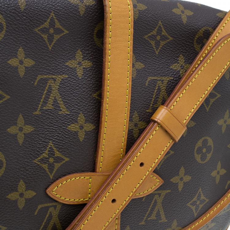 Pre Owned Louis Vuitton Monogram Canvas Saumur Messenger 30 Bag