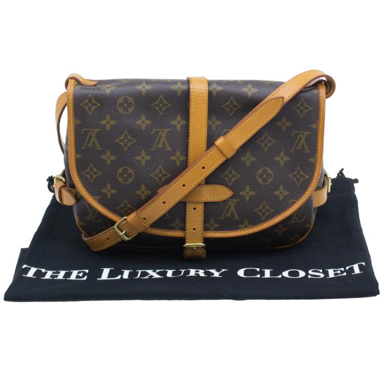 Pre Owned Louis Vuitton Monogram Canvas Saumur Messenger 30 Bag
