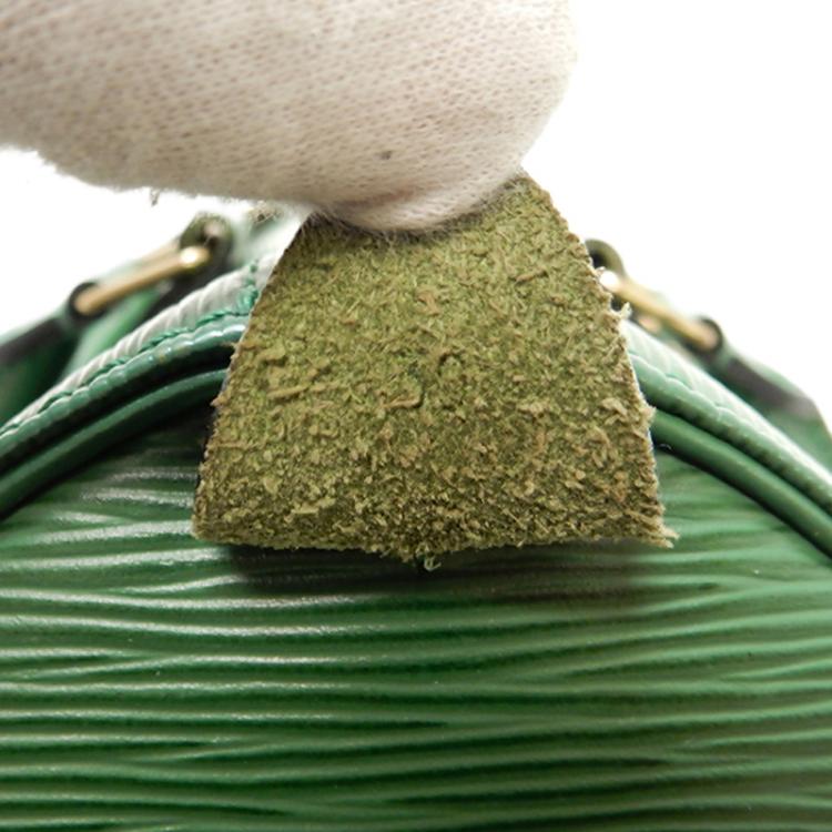 Pre Owned Louis Vuitton Borneo Green Epi Leather Speedy 30