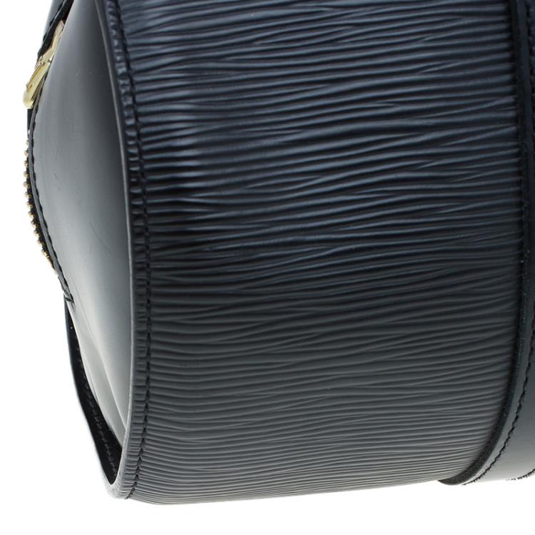 Pre Owned Louis Vuitton Black Epi Leather Soufflot Bag