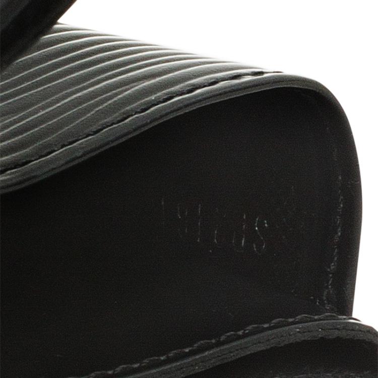 Pre Owned Louis Vuitton Black Epi Leather Card Holder