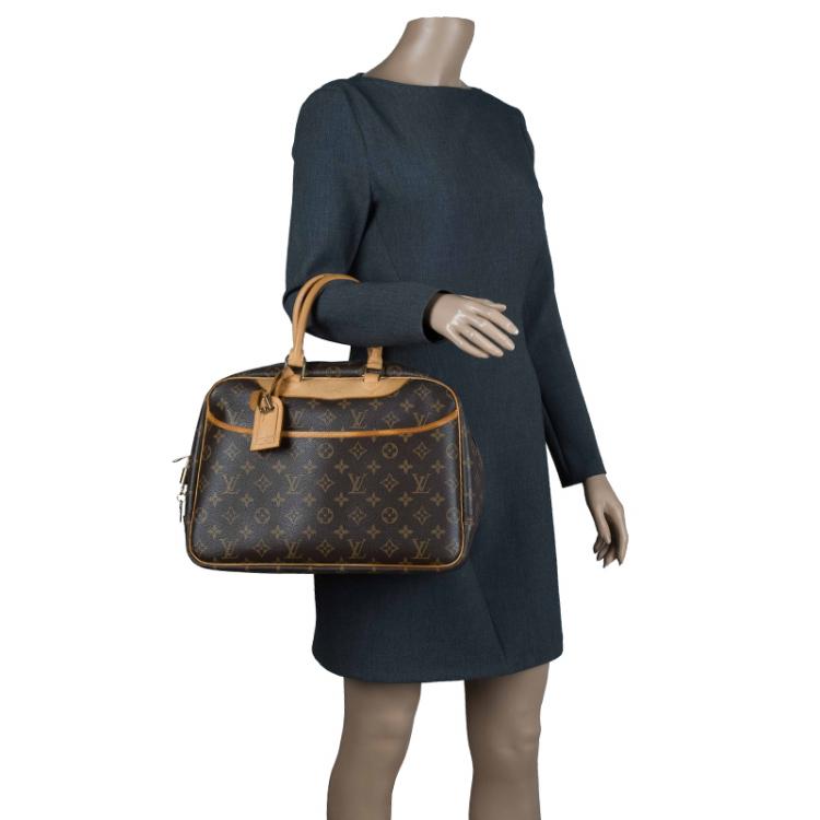 Pre Owned Louis Vuitton Monogram Canvas Deauville Bag
