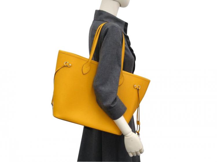 Louis Vuitton Yellow Epi Leather Neverfull MM Tote Bag Louis