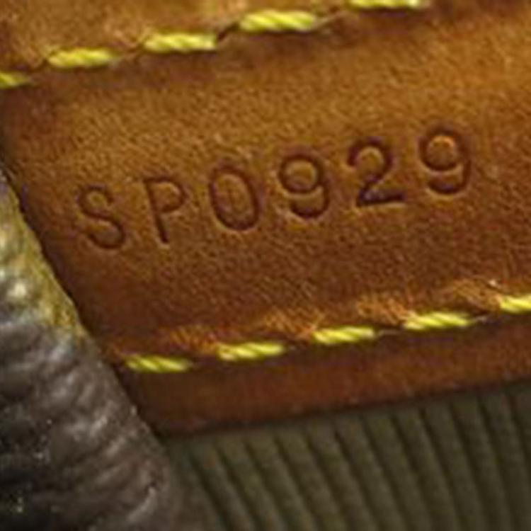 Pre Owned Louis Vuitton Monogram Canvas Reporter Messenger GM