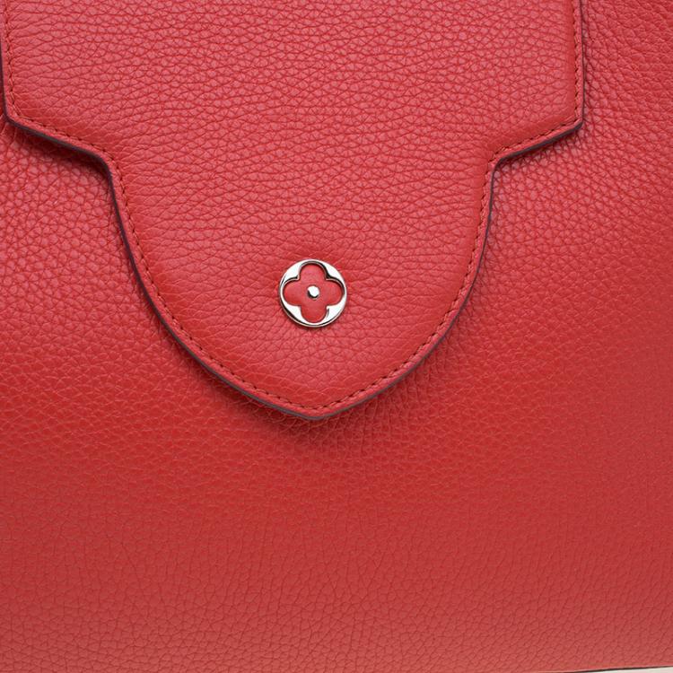 Pre Owned Louis Vuitton Red Taurillon Leather Capucines MM Bag