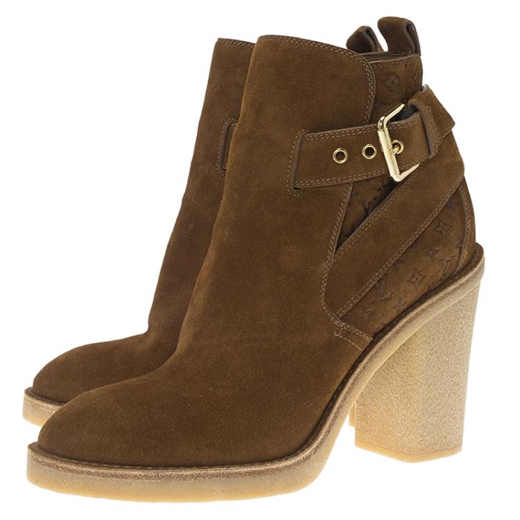 louis vuitton suede boots