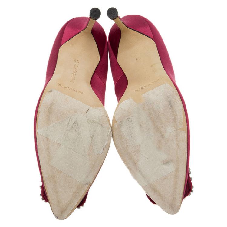 Pre Owned Manolo Blahnik Red Satin Hangisi Embellished Pumps Size 37