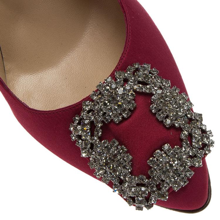 Pre Owned Manolo Blahnik Red Satin Hangisi Embellished Pumps Size 37