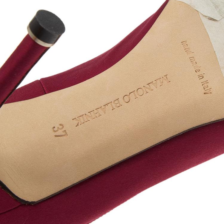 Pre Owned Manolo Blahnik Red Satin Hangisi Embellished Pumps Size 37