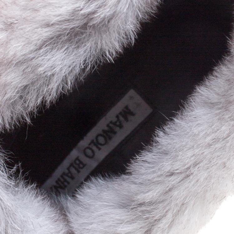 مملوكة مسبقًا Manolo Blahnik Black Suede Fur Trimmed Nesta Ankle Boots Size 37
