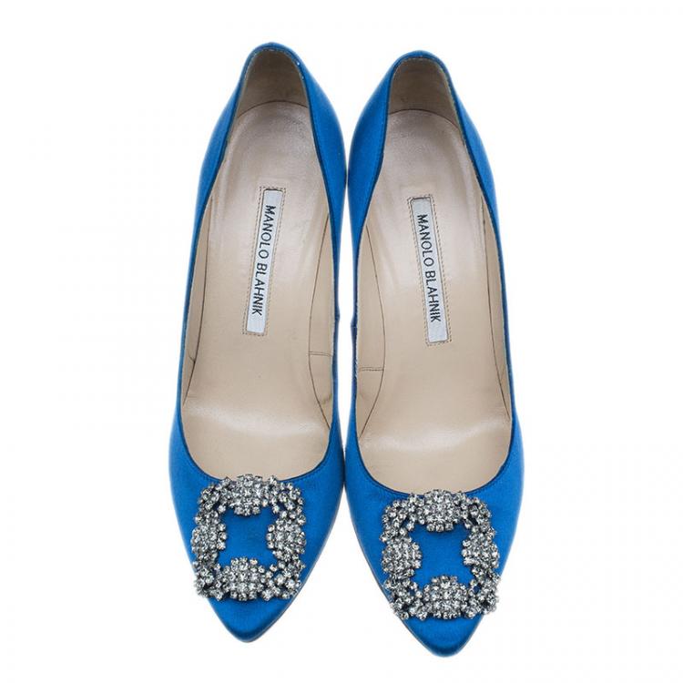 Pre Owned Manolo Blahnik Blue Satin Hangisi Embellished Pumps Size 37