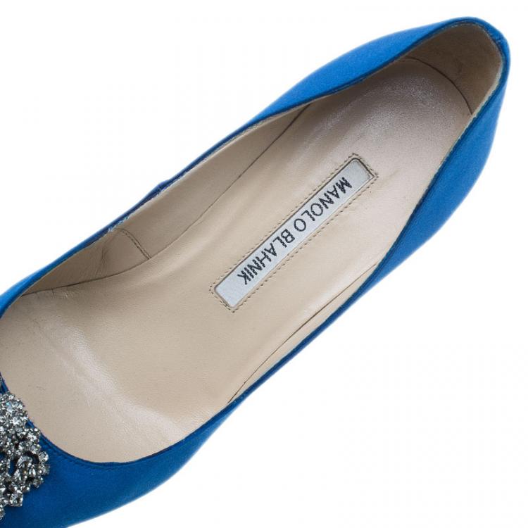 Pre Owned Manolo Blahnik Blue Satin Hangisi Embellished Pumps Size 37