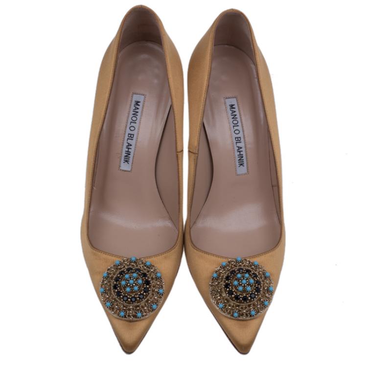 Pre Owned Manolo Blahnik Yellow Satin Giuba Embellished Pumps Size 36.5