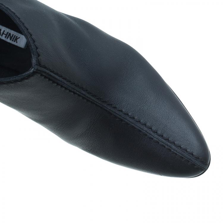 Pre Owned Manolo Blahnik Black Leather Samba Kid Mules Size 39