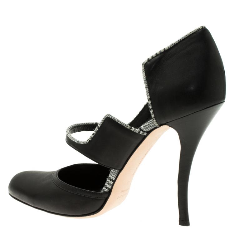 Pre Owned Manolo Blahnik Black Leather Mary Jane Pumps Size 40