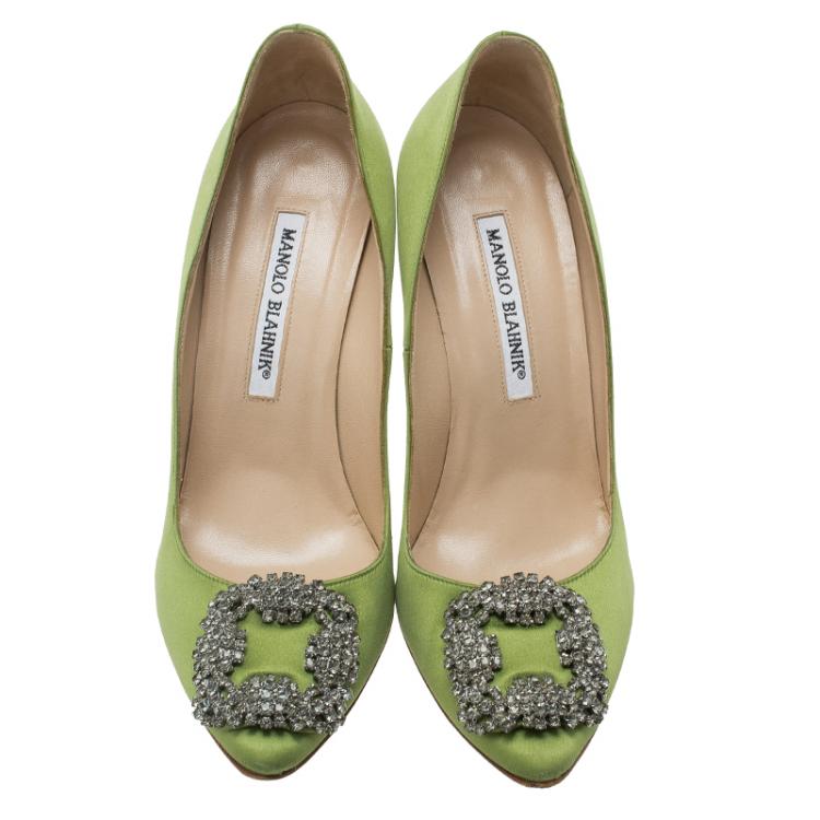 Pre Owned Manolo Blahnik Green Satin Hangisi Embellished Pumps Size 37