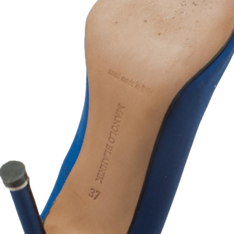 Pre Owned Manolo Blahnik Blue Embellished Satin Hangisi Pumps Size 37