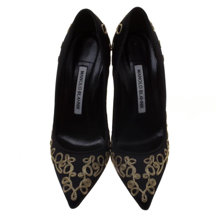 Pre Owned Manolo Blahnik Black Embroidered Satin Pointed Toe Pumps Size 36