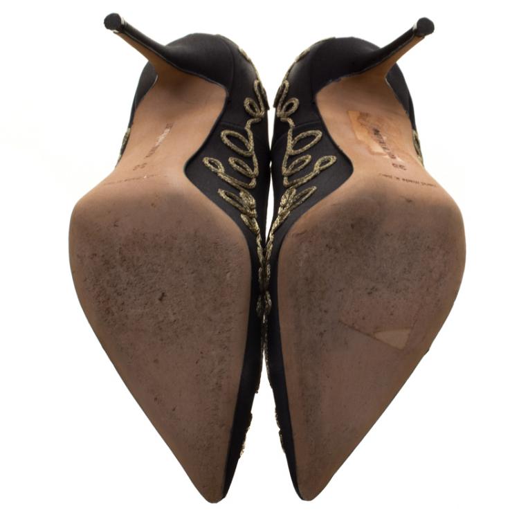 Pre Owned Manolo Blahnik Black Embroidered Satin Pointed Toe Pumps Size 36