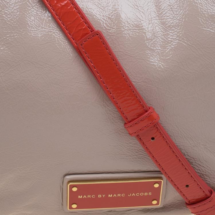 Pre Owned Marc By Marc Jacobs Light Taupe Patent Leather Too Hot To Handle Hobo
