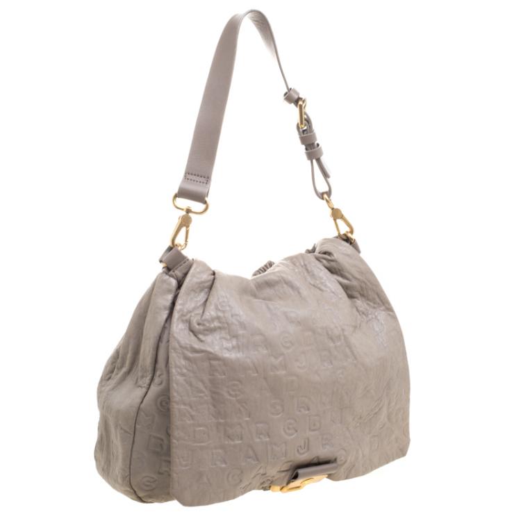 Pre Owned Marc By Marc Jacobs Beige Dreamy Logo Leather Puckered Mouse Hobo