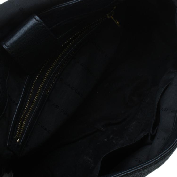 مملوكة مسبقًا Marc by Marc Jacobs Black Leather Too Hot To Handle Shoulder Bag