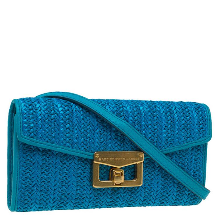 مملوكة مسبقًا Marc by Marc Jacobs Blue Straw and Leather Bianca Wallet on Chain