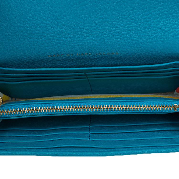 مملوكة مسبقًا Marc by Marc Jacobs Blue Straw and Leather Bianca Wallet on Chain