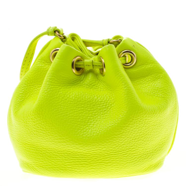 Pre Owned Marc By Marc Jacobs Neon Green Leather Mini Bucket Crossbody Bag