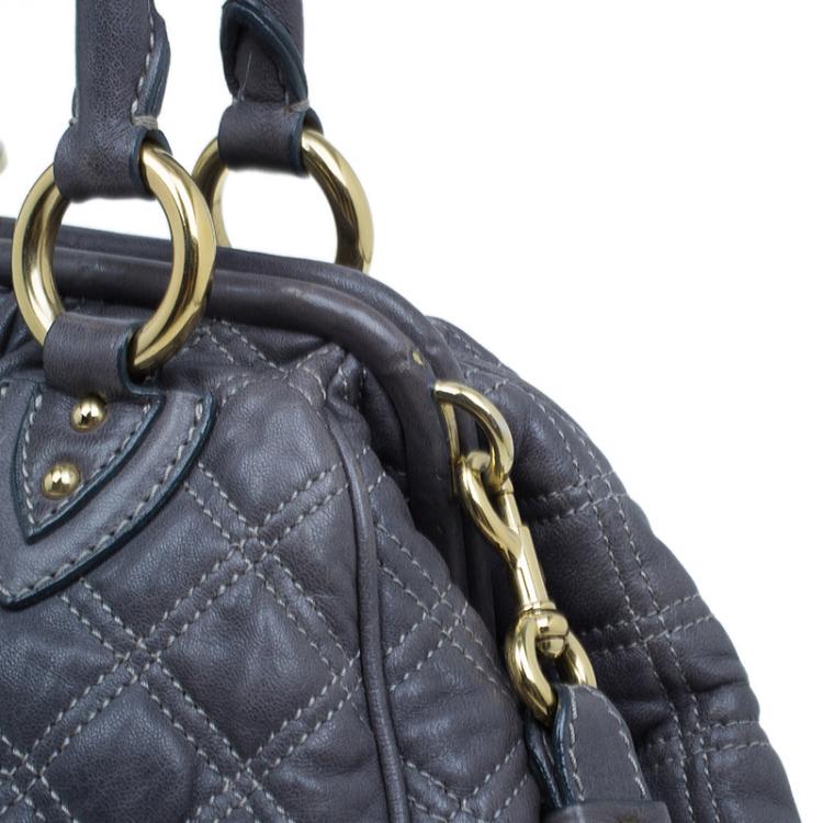 مملوكة مسبقًا Marc Jacobs Grey Quilted Leather Stam Shoulder Bag