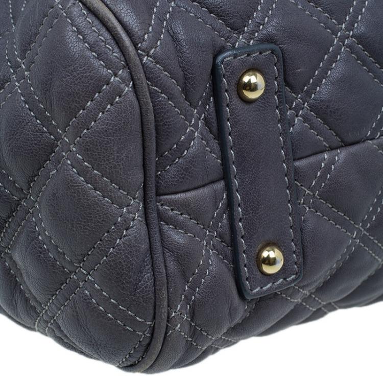 مملوكة مسبقًا Marc Jacobs Grey Quilted Leather Stam Shoulder Bag