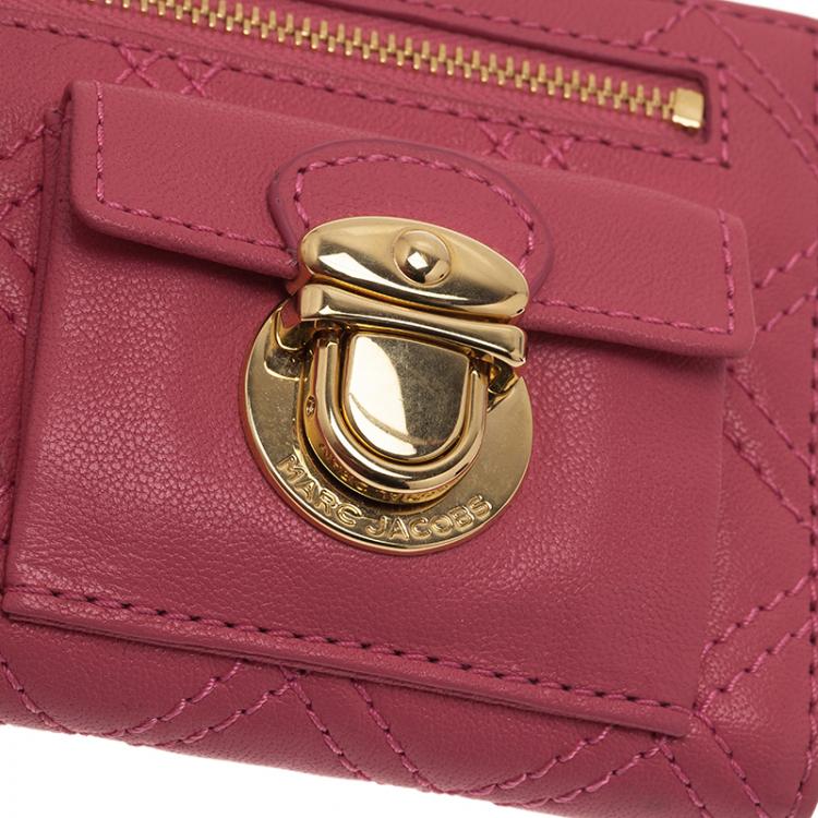 Pre Owned Marc Jacobs Pink Quilted Leather Double Pocket Zip Wallet