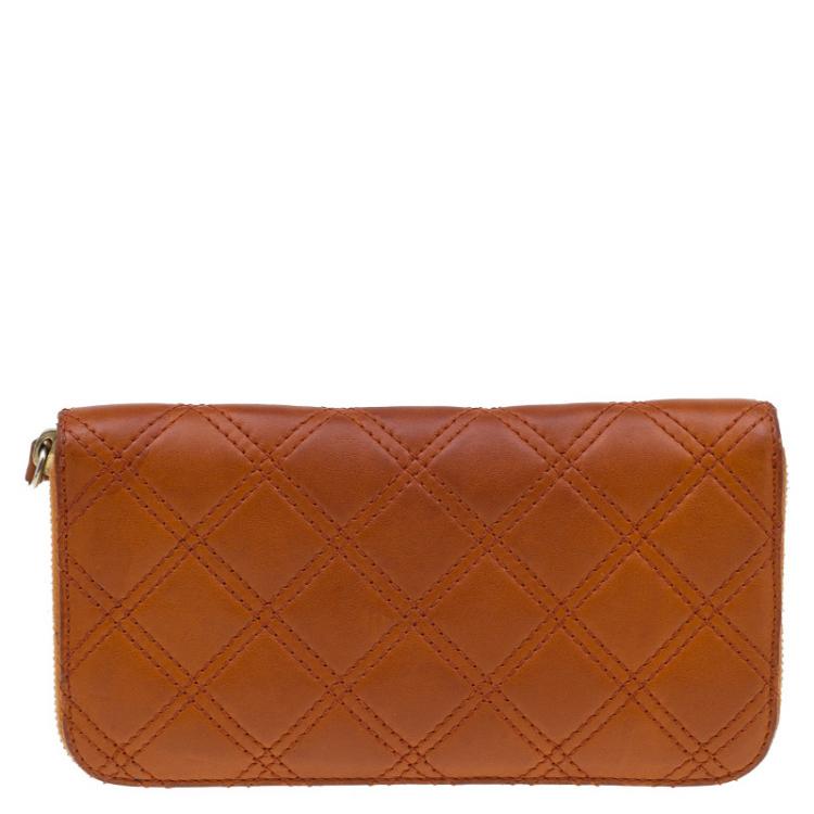 Pre Owned Marc Jacobs Orange Quilted Leather Deluxe Zip Around Wallet